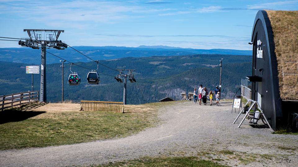 Hafjell Gondola. Gisle-Johnsen, Hafjell Bike Park.